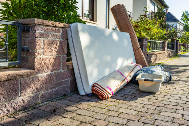Best Yard Waste Removal  in Pelican Rapids, MN